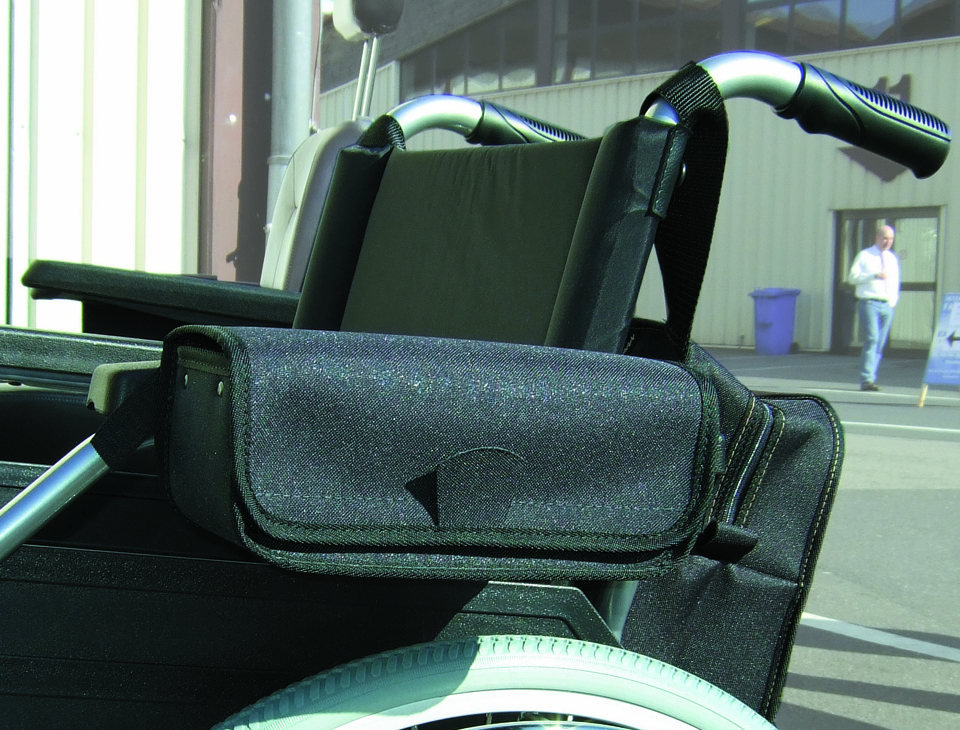 Armrest bag for wheelchair